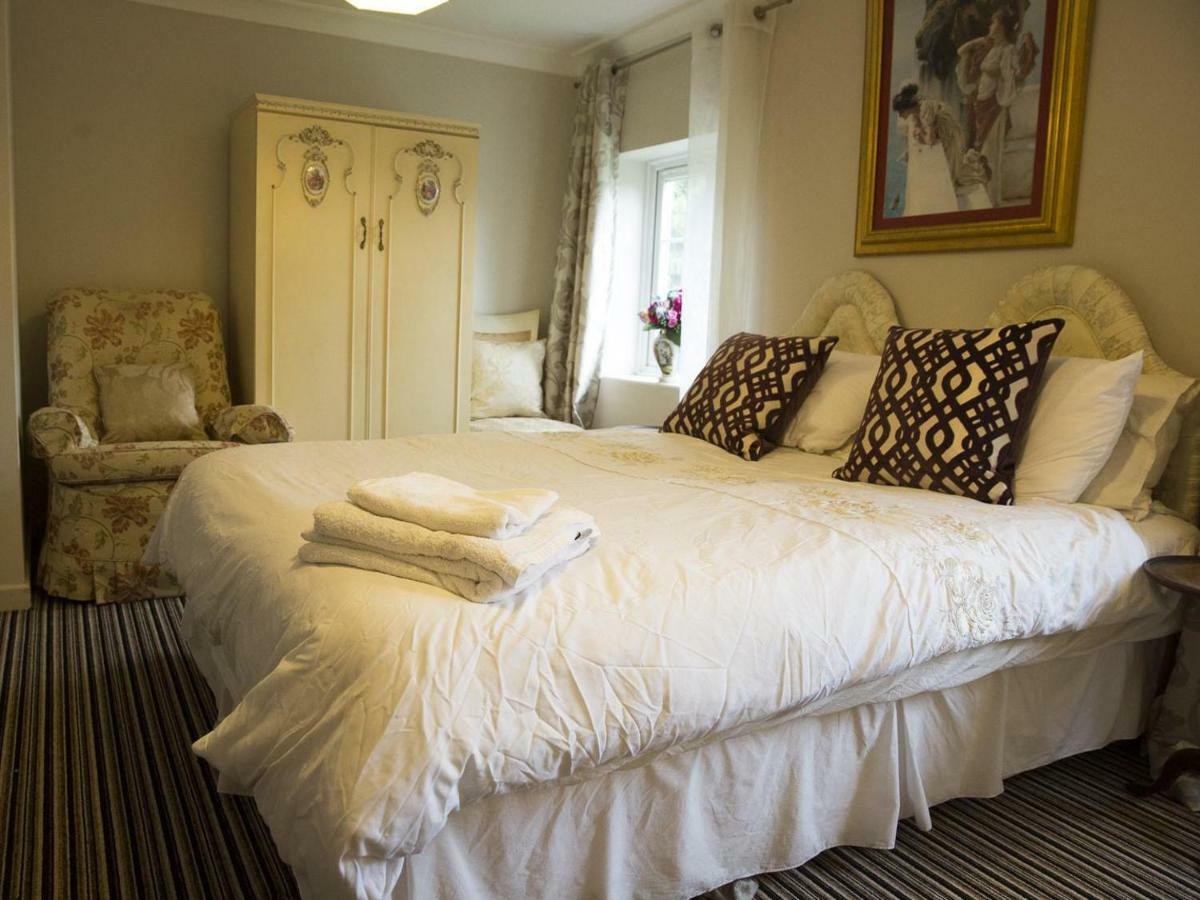 Oyo Vale Lodge Γουίνσδορ Εξωτερικό φωτογραφία