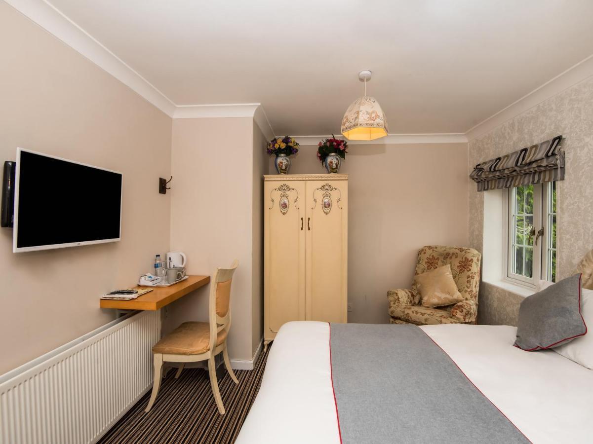 Oyo Vale Lodge Γουίνσδορ Εξωτερικό φωτογραφία